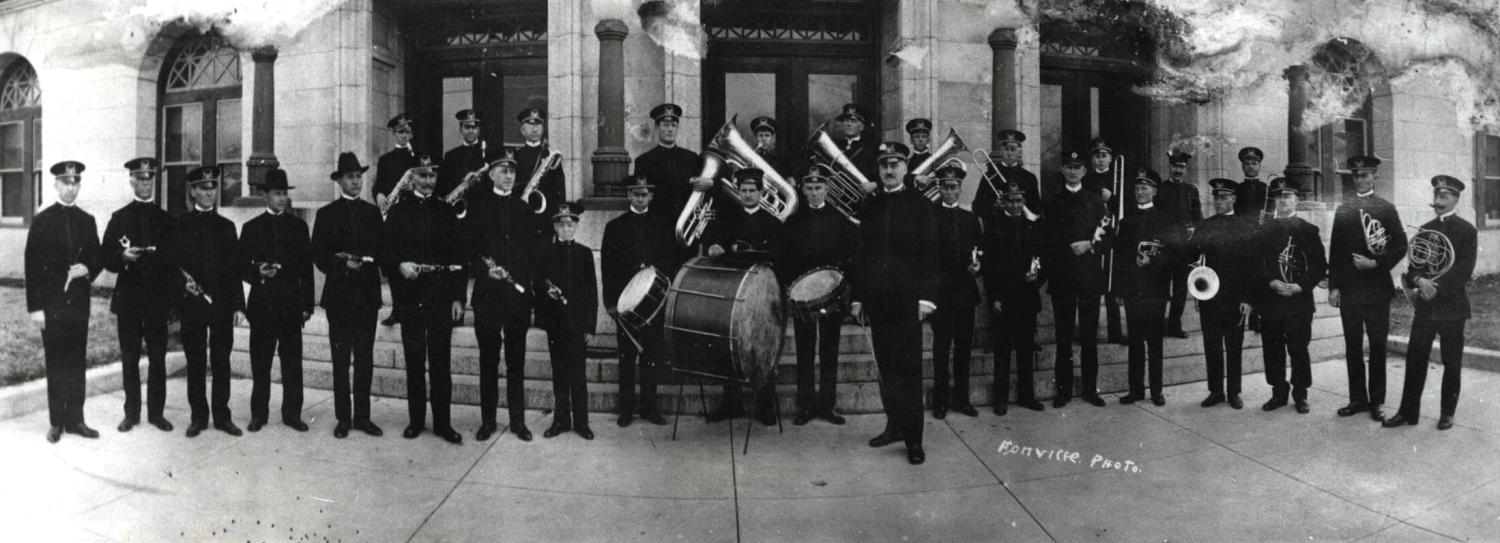 Historical photograph: Ardmore Chamber of Commerce Band, 1916.